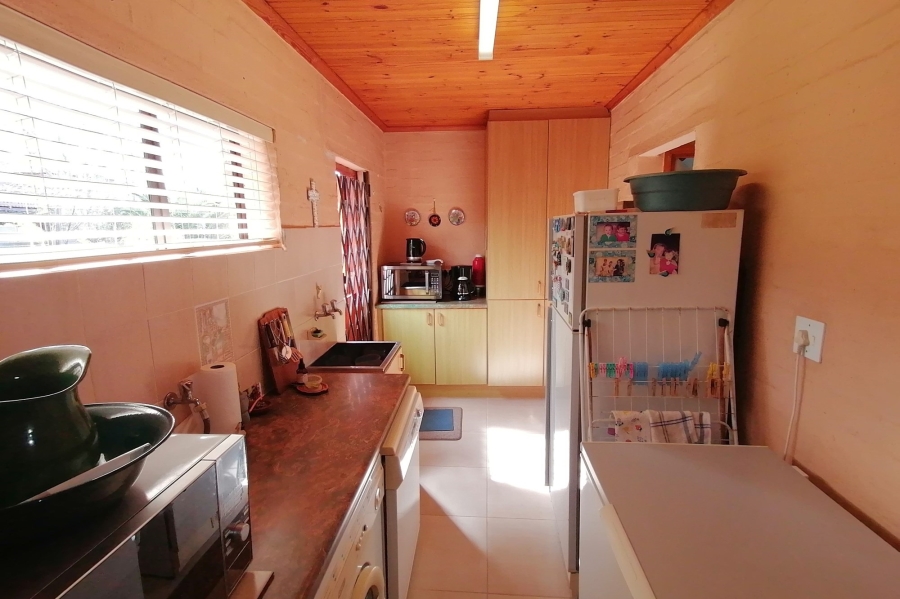 6 Bedroom Property for Sale in Bergsig Western Cape